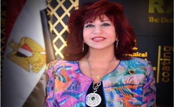 "هدى يسى" تعرب عن فخرها بتكريم الرئيس" السيسي " ومنحه  وسام الأمير نايف للأمن العربي