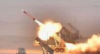   الدفاع الإماراتية: تعاملنا اليوم مع 19 صاروخا باليستيا و26 طائرة مسيرة قادمة من إيران