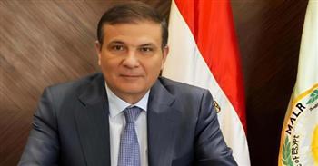    وزير الزراعة يُصدر حزمة إجراءات لترشيد الإنفاق وتخفيض استهلاك الطاقة بكافة قطاعات الوزارة