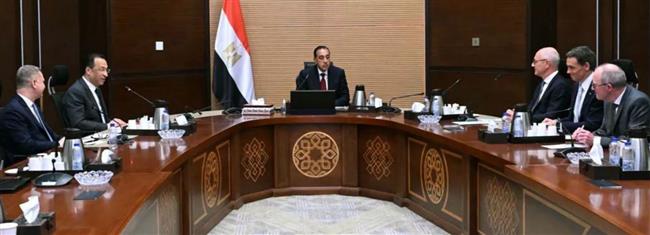 رئيس الوزراء يلتقي رئيس “فاليو” الفرنسية ويشيد بمركزها الجديد للذكاء الاصطناعي في مصر