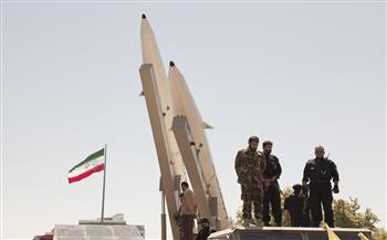   طهران تتعهد بـ"الرد قريبًا" على مهاجمة الولايات المتحدة لسفينة تجارية إيرانية