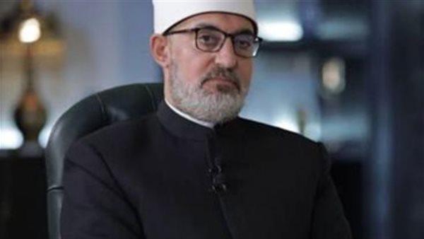 مفتي الجمهورية يهنئ الشيخ أيمن عبدالغني لتكليفه بتسيير أعمال وكيل الأزهر