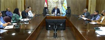   محافظ كفرالشيخ يطلق خطة شاملة لتطوير شبكة الطرق 