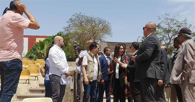 وزيرة الثقافة ومحافظ أسوان يتفقدان المواقع الثقافية بالمحافظة