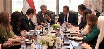   وزيرا "السياحة" و"الصحة" يبحثان تعزيز التعاون لتطوير الخدمات الطبية المقدمة للسائحين