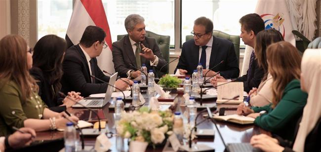 وزيرا "السياحة" و"الصحة" يبحثان تعزيز التعاون لتطوير الخدمات الطبية المقدمة للسائحين