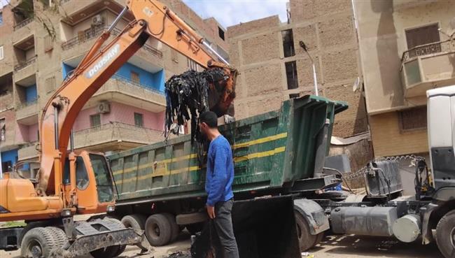 استجابة فورية لشكاوى المواطنين بالجيزة.. رفع إشغالات ومعالجة الصرف ومخلفات بالشوارع