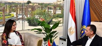   محافظ أسوان يستقبل وزيرة الثقافة لبحث تعزيز التعاون المشترك