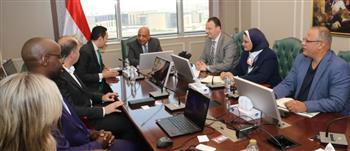 وزير الكهرباء يبحث مع شركة سكاتك النرويجية مجريات تنفيذ مشروعات الطاقة الشمسية