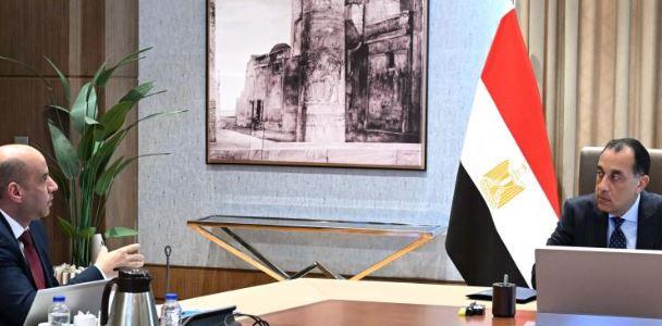 رئيس الوزراء يلتقي وزير العمل لاستعراض عدد من ملفات عمل الوزارة