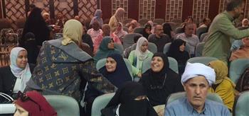   محافظ أسيوط يؤكد تيسير إجراءات الحج