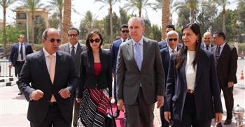  أمير رومانيا يختتم زيارته لمصر بندوة بالجامعة البريطانية 