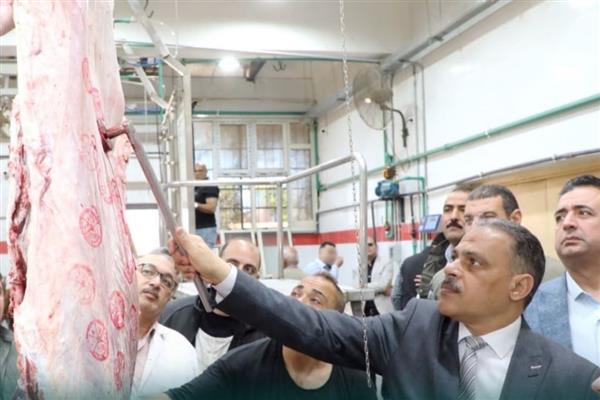 محافظ الشرقية يشهد التشغيل التجريبي لمجزر الزقازيق.. ويؤكد: لحوم آمنة ومعايير عالمية