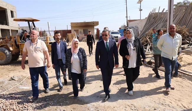 محافظ المنوفية يتفقد مستجدات الأعمال بموقف قويسنا النموذجي 