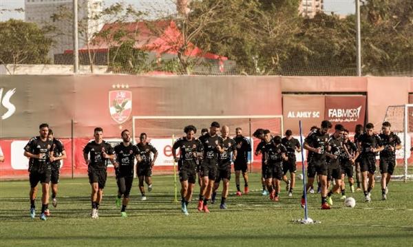الأهلي يستأنف تدريباته استعدادًا للمواجهات المتبقية في الدوري