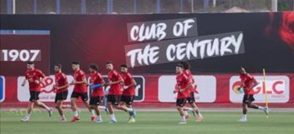 الأهلي يواصل الاستعداد القوي لمواجهة بيراميدز في قمة الدوري