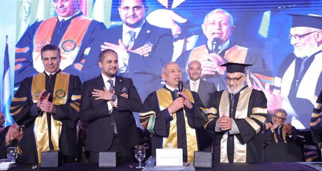 الأكاديمية العربية تخرج دفعة جديدة من الدراسات العليا بالقرية الذكية