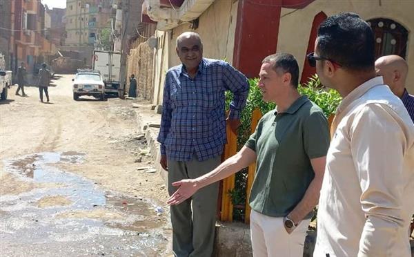 محافظ أسوان يتدخل لحل أزمة كسر خط مياه وطفح صرف صحي