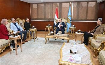  محافظ الغربية يستقبل مساعد وزير الصحة لقطاع الطب العلاجي