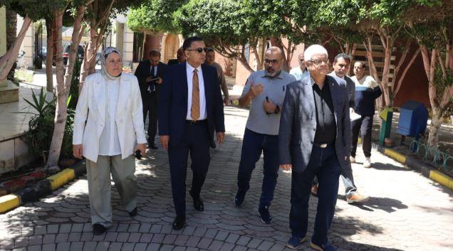 محافظ القليوبية يوجه بإعداد ملف استثماري لـ دار الإدارة المحلية بشبرا الخيمة