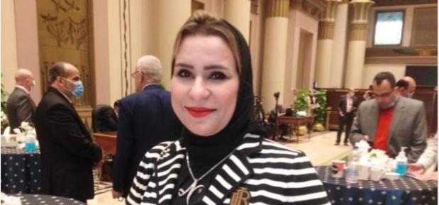 نيفين الكاتب تسأل لحكومة عن عدم تنفيذ توصية البرلمان بتثبيت العمالة المؤقتة بمراكز الشباب