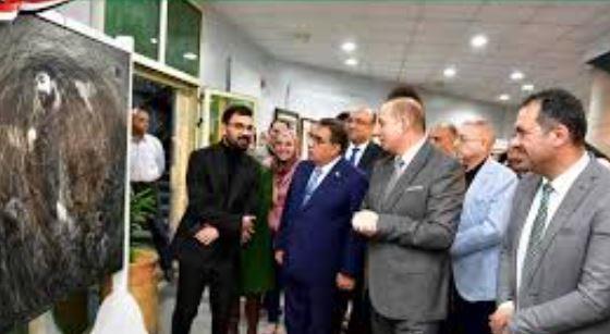 جامعة المنصورة تفتتح معرض الفن التشكيلي «رؤى 2026»