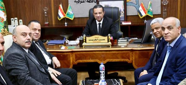محافظ المنوفية يبحث تعزيز التعاون مع نقابة المحامين لدعم التنمية والخدمات