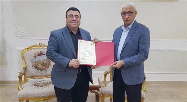 محافظ شمال سيناء يكرم وكيل وزارة الزراعة بالمحافظة