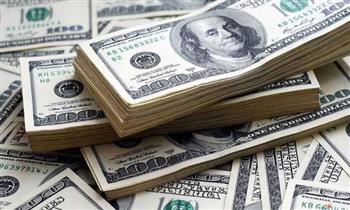 سعر الدولار مقابل الجنيه في بداية تعاملات اليوم