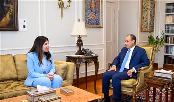   وزير الخارجية يستقبل وزيرة الإسكان