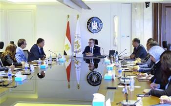   وزير التخطيط يبحث مع مدير المكتب الإقليمي للبنك الإسلامي سبل التعاون المستقبلي