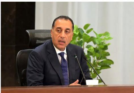 الحكومة توافق على استمرار تطبيق نظام العمل عن بُعد يوم الأحد من كل أسبوع خلال مايو