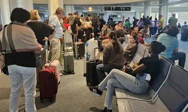 السفارة الأمريكية في بيروت تدعو رعاياها لمغادرة لبنان فورًا