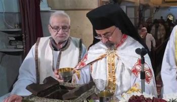 بطريرك الكاثوليك يترأس قداس جمعة ختام الصوم وصلوات القنديل بالقصيرين