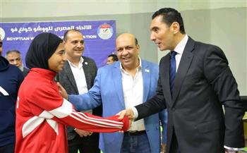   وزير الشباب والرياضة يلتقي أبطال الووشو كونغ فو باستاد القاهرة