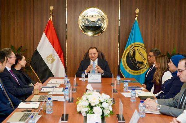 رئيس هيئة الاعتماد والرقابة الصحية يستقبل وفدا فرنسيا من الوكالة الفرنسية