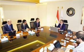   وزير التخطيط يبحث مع البنك الدولي استراتيجية الاستثمار الأجنبي وخطة 2026/2027