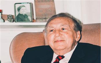   28 عامًا على رحيل نزار قباني.. شاعر الحب والمرأة والوطن