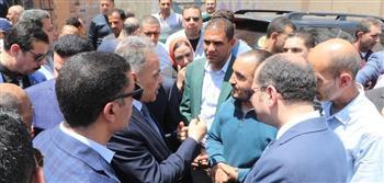 محافظ الشرقية يتفقد قافلة طبية مجانية ببردين ويشيد بالخدمات المقدمة لأهالي الزقازيق