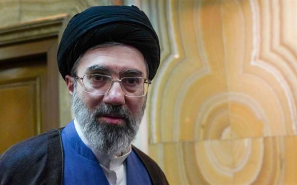 المرشد الإيراني: الإدارة الجديدة لـ مضيق هرمز ستعزز الاستقرار وتدعم اقتصاد الخليج