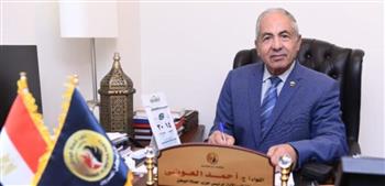   وكيل الشيوخ: احتفال الرئيس بعيد العمال يؤكد تقدير الدولة لعمال مصر ودورهم في التنمية