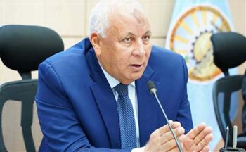   محافظ مطروح يقرر تطبيق نظام العمل عن بعد يوم الأحد أسبوعيا خلال ابريل