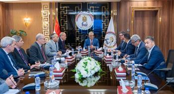   وزير الإنتاج الحربي يبحث التعاون مع شركة يونغ هانز و تاليس مصر في الصناعات الدفاعية