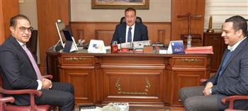   محافظ بورسعيد يلتقي النائب سليمان وهدان عضو مجلس النواب