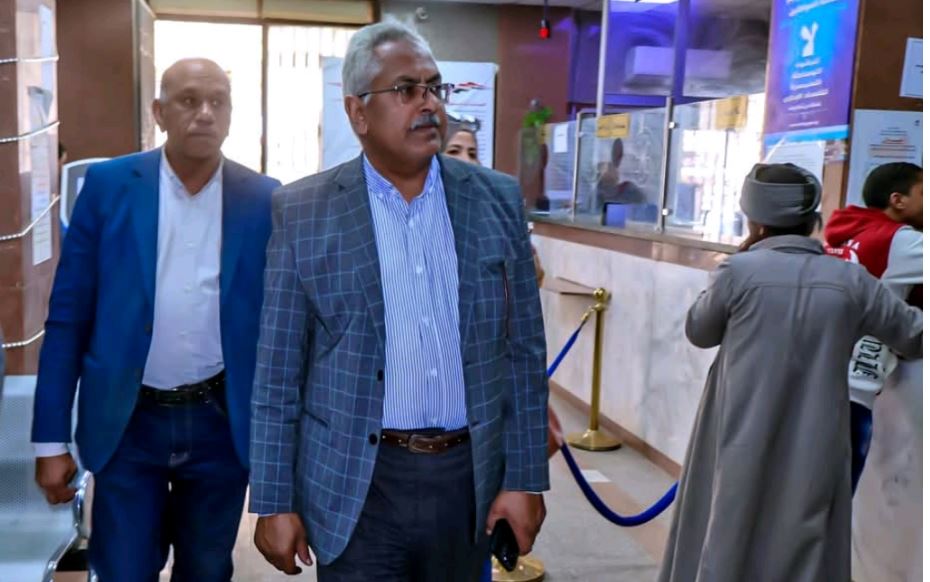 محافظ سوهاج يعلن تطبيق نظام العمل عن بعد لترشيد الإنفاق