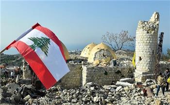   الجيش الإسرائيلي يوجه إنذارًا لسكان كفرحتى في جنوب لبنان بإخلاء بيوتهم