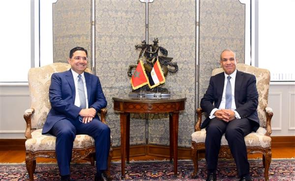 وزير الخارجية ونظيره المغربى يبحثان مستجدات الوضع الإقليمي ى