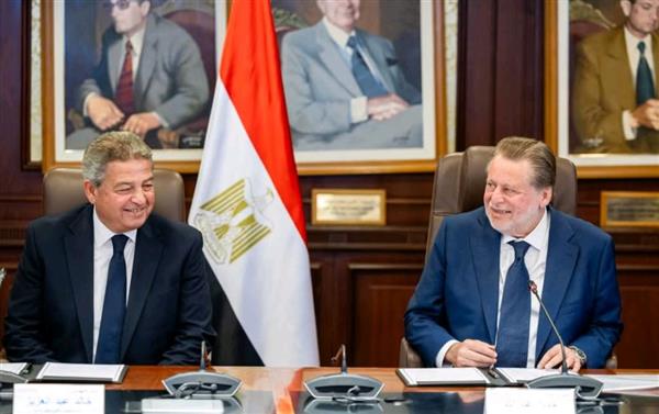 بروتوكول تعاون بين محافظ البنك المركزي ورئيس المجلس الأعلى لتنظيم الإعلام
