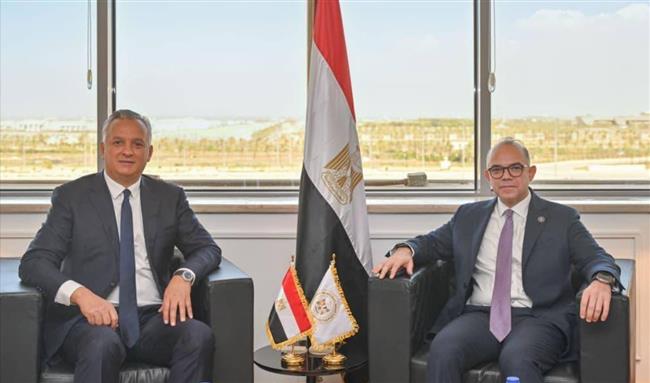 وزير الاستثمار المغربي: مصر وطن لنا جميعا 