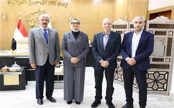   محافظ الوادي الجديد تتابع مستجدات مشروع "إنتاج الفوسفوريك"